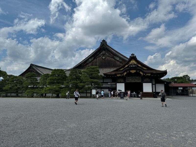 Kyoto: Nijo Castle & Gardens 2-Hour Guided Tour - Frequently Asked Questions