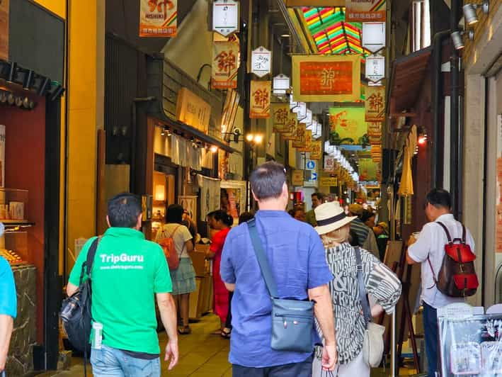 kyoto-nishiki-market-and-depachika-food-tour-with-a-local