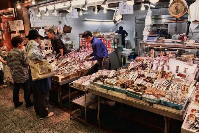 kyoto-nishiki-market-tour-and-dinner-with-an-expert-japanese-chef