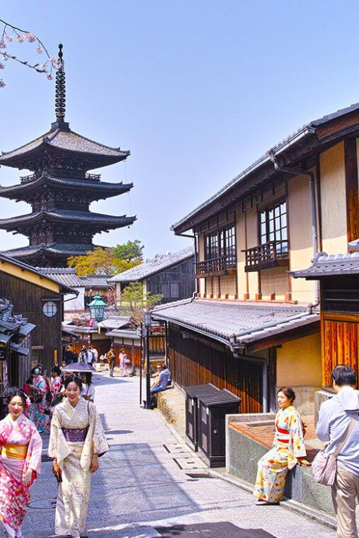 kyoto-osaka-kyoto-highlights-full-day-trip-fushimi-inari