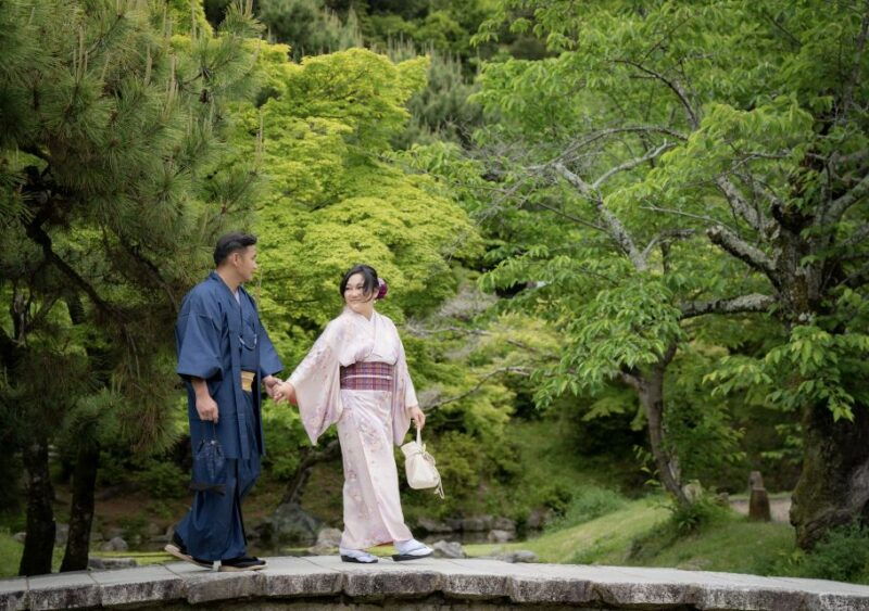 kyoto-portrait-tour-with-a-professional-photographer