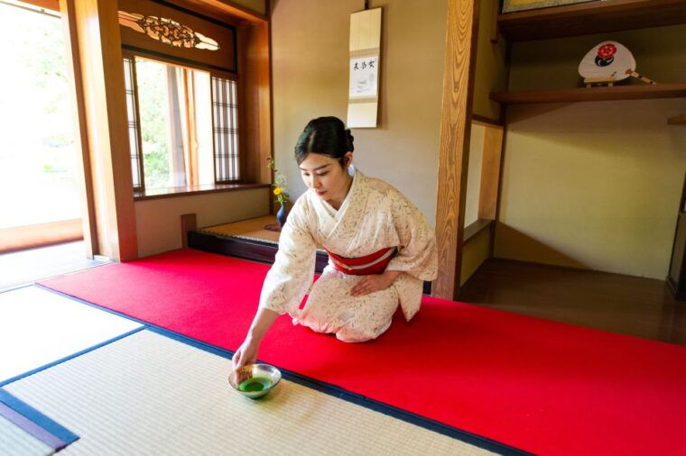 kyoto-private-tea-ceremony-with-a-garden-view