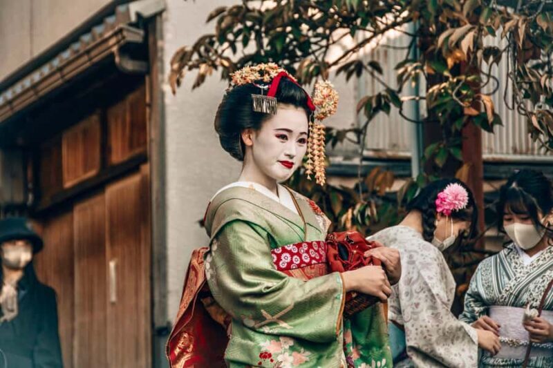 Kyoto Private Tour: Nishiki Market, Zen Temples & Sweets - Introduction