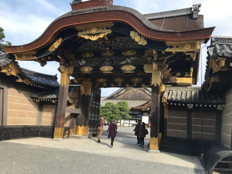 kyoto-private-walking-tour-with-kiyomizu-temple-gion