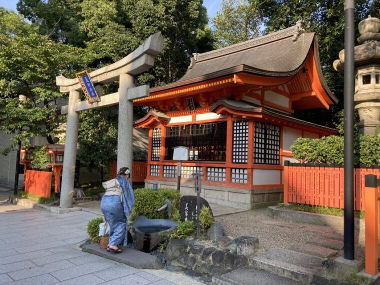 kyoto-private-walking-tour-with-kiyomizu-temple-gion