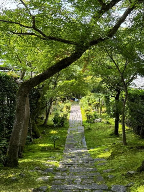 kyoto-ryoan-ji-greatest-zen-garden-guided-tour-in-80-min