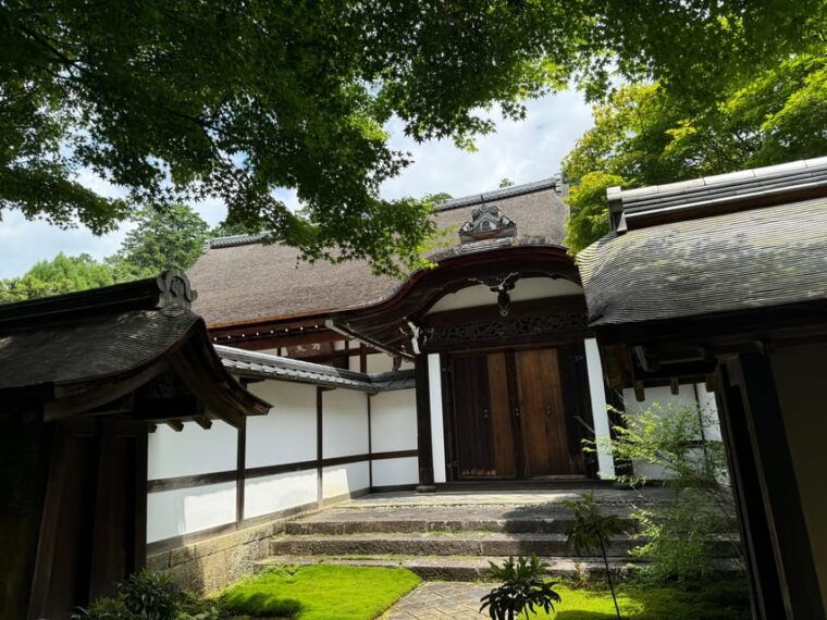 kyoto-ryoan-ji-greatest-zen-garden-guided-tour-in-80-min