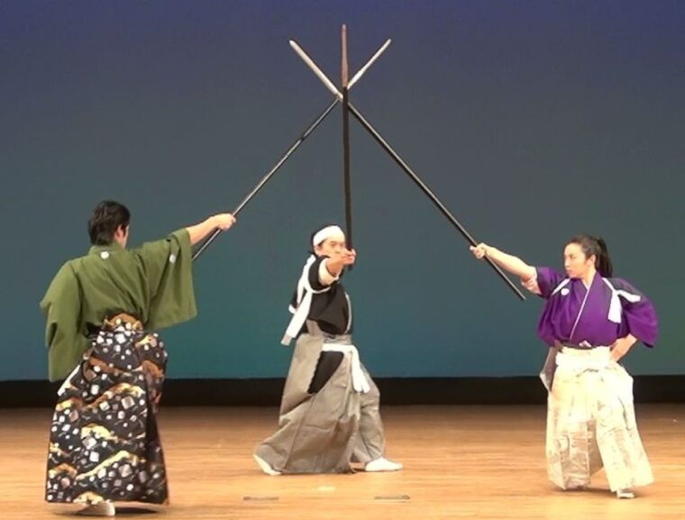 kyoto-samurai-kenbu-traditional-sword-dancing-show