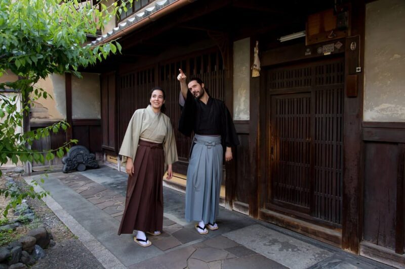 Kyoto: Samurai Kimono Rental for 1 day to stroll around - Key Points