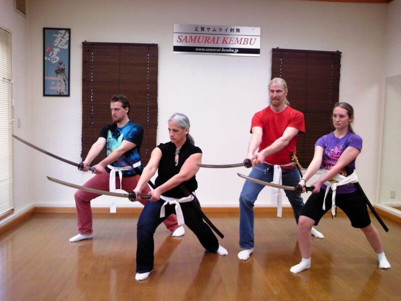 Kyoto: Samurai Sword Class by Experts in Traditional Arts - Key Points