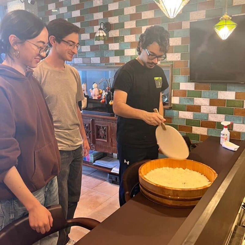 Kyoto: Sushi Making Class with Calligraphy option - Why This Experience Works