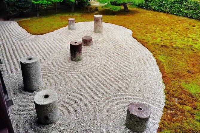 Kyoto: Tofuku-ji Temple and Komyo-in Guided Walking Tour - Exploring Kyoto’s Zen Spirit: A Deep Dive Into the Tour