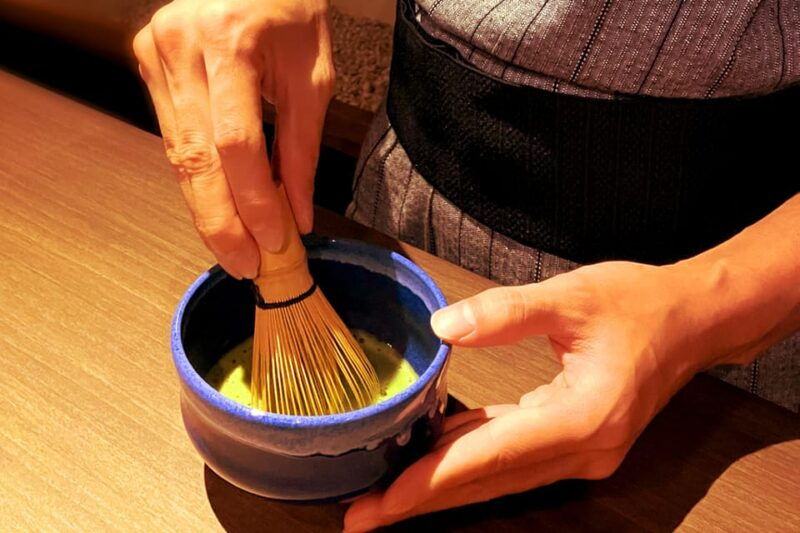 kyoto-traditional-japanese-magic-show-matcha-experience