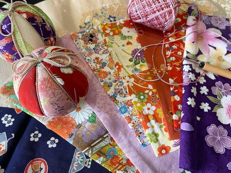 kyoto-traditional-kimono-fabric-handicrafts-workshop