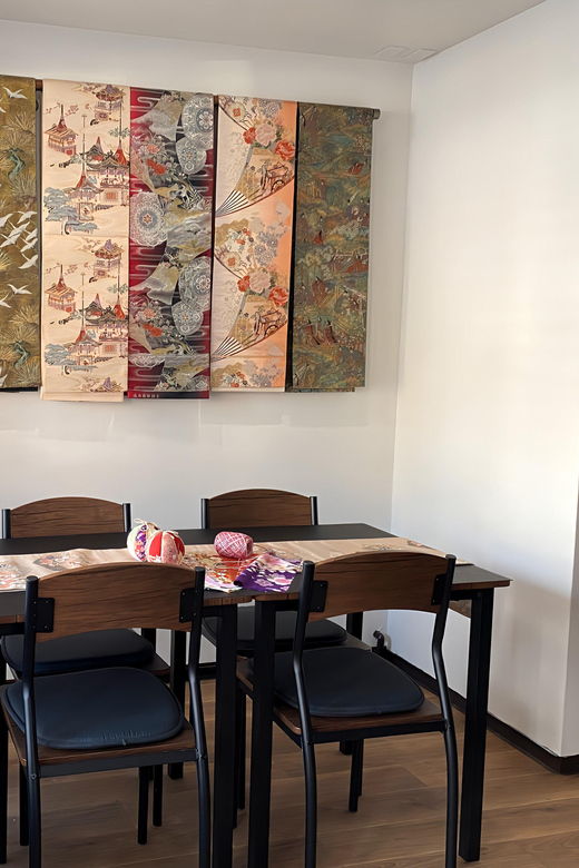 kyoto-traditional-kimono-fabric-handicrafts-workshop