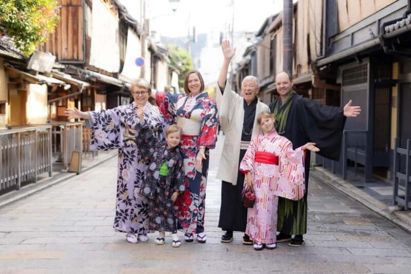 Kyoto: Traditional Kimono Rental - Discovering Kyoto in Kimono: What to Expect