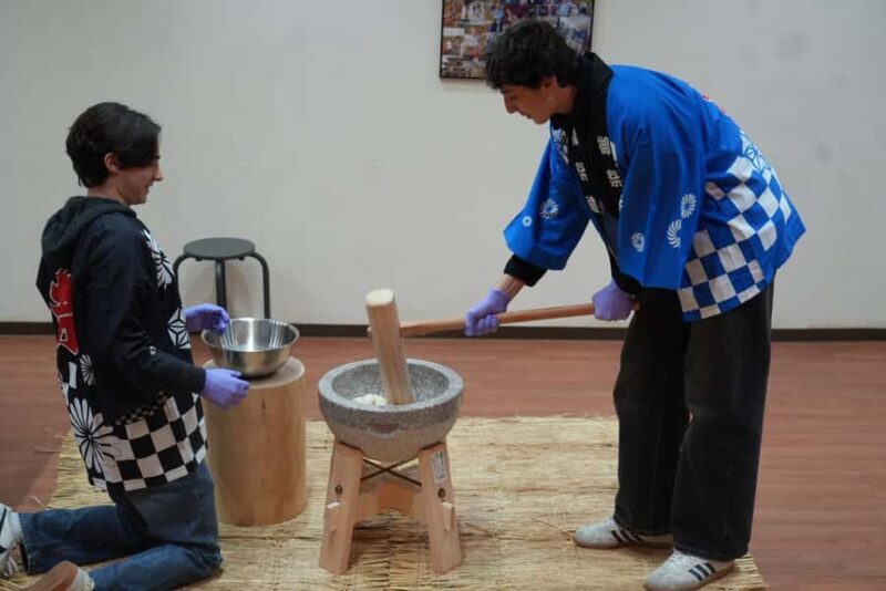 Kyoto: Traditional Mochi Pounding Experience with Tasting - Value for Money