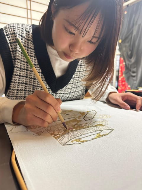 kyoto-traditional-yuzen-dyeing-experience