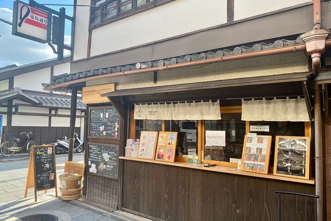 kyoto-walking-series-spirits-and-flavor-pairings-in-fushimi