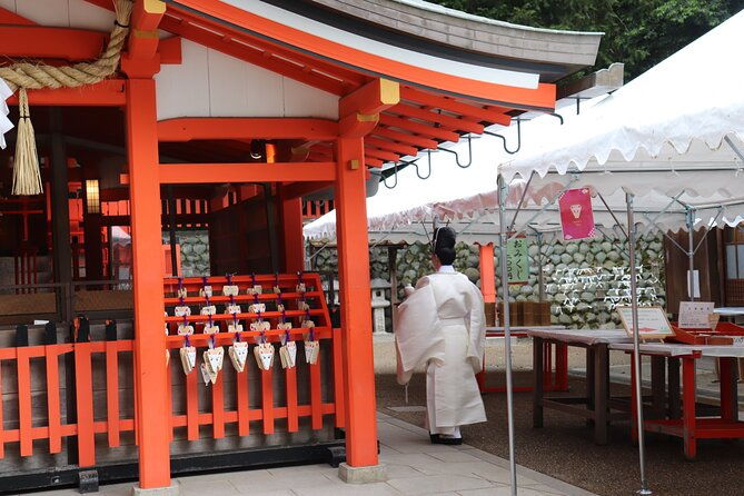 kyoto-walking-tour-at-fushimi-inari-shrine-and-tofukuji-temple