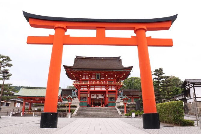 kyoto-walking-tour-at-fushimi-inari-shrine-and-tofukuji-temple