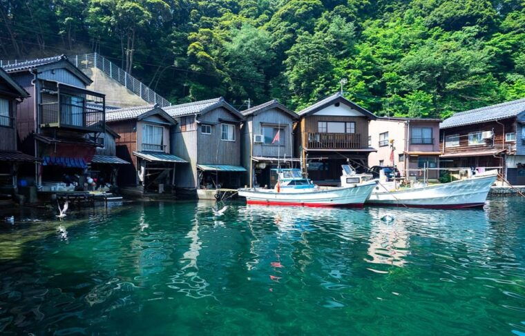 kyotos-coast-amanohashidate-ines-funaya-houses-1-day-trip