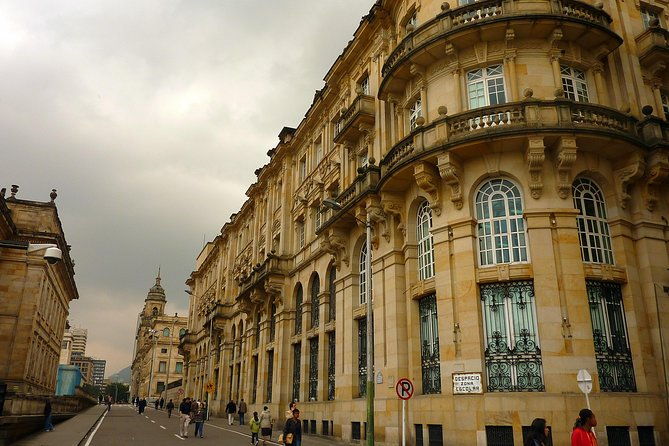 la-candelaria-bogota-private-tour-4-hrs