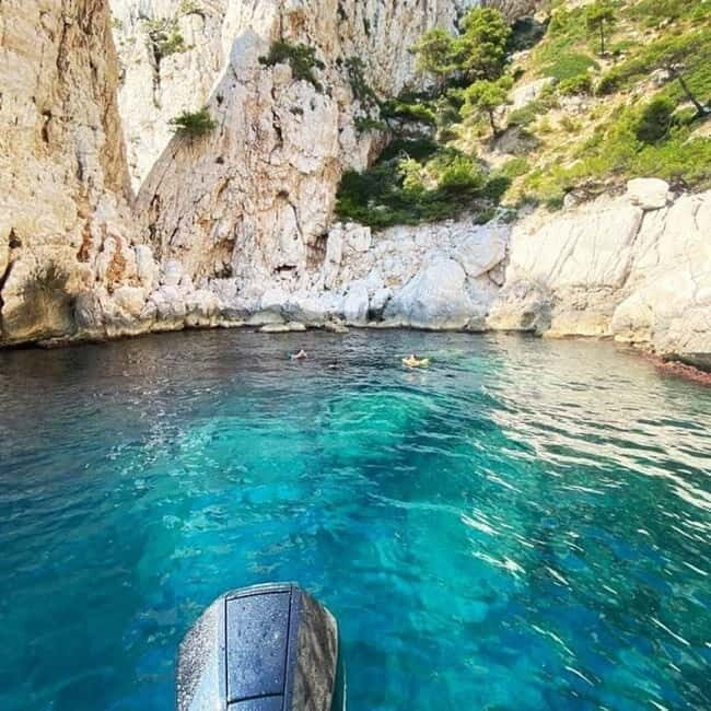 La Ciotat: Boat Tour in the Calanques with swimming - FAQ