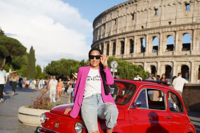 la-dolce-vita-cruising-rome-in-a-classic-fiat-500