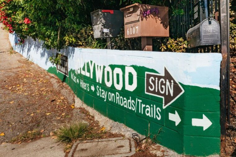 la-express-hollywood-sign-guided-walking-tour-with-photos