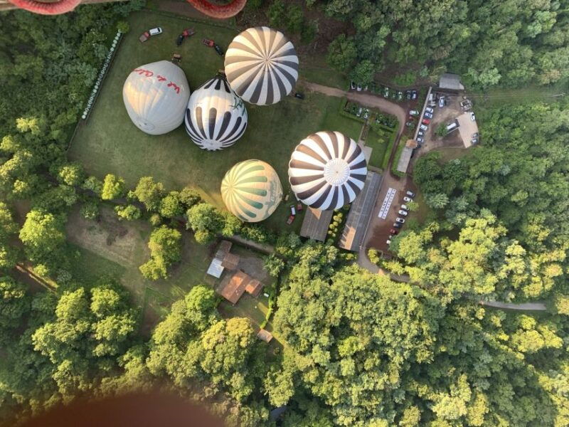la-garrotxa-volcanoes-half-day-hot-air-balloon-flight