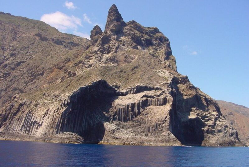 la-gomera-whale-watching-tour-on-an-vintage-boat