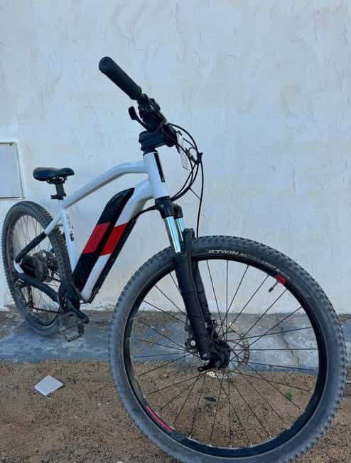 La Graciosa: Rent your ELECTRIC BIKE and explore the island at your own pace. - Key Points  
