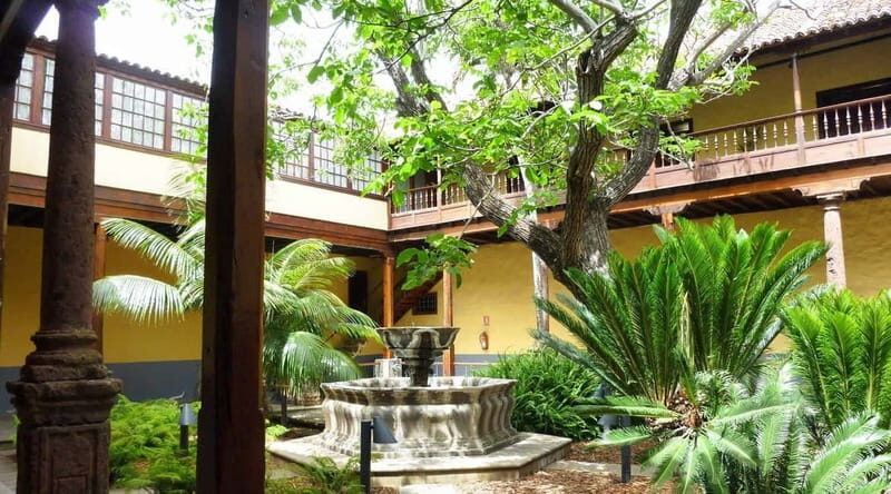 La Laguna: 2-Hour Guided Cultural Walk in UNESCO - Key Points
