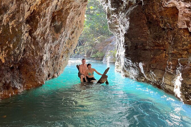 la-leona-waterfall-and-white-river-tubing