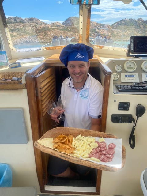 la-maddalena-archipelago-boat-tour-on-board-mitica