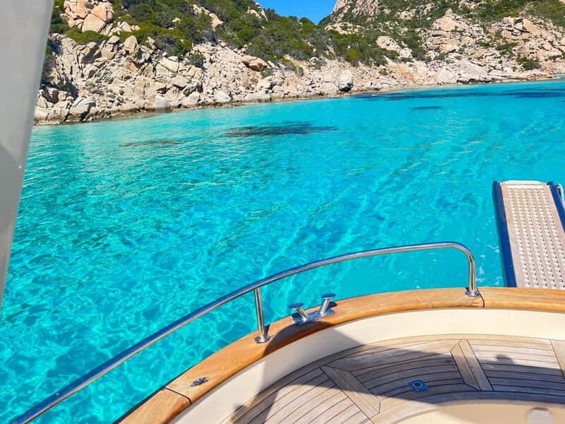 La Maddalena Archipelago: private all inclusive boat tour - Comfort and Amenities