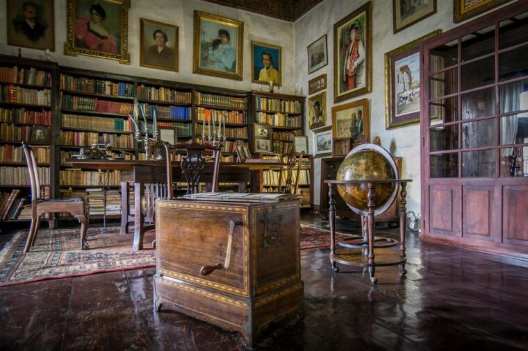 la-orotava-house-of-the-balconies-molino-del-hoyo-gofio-mill