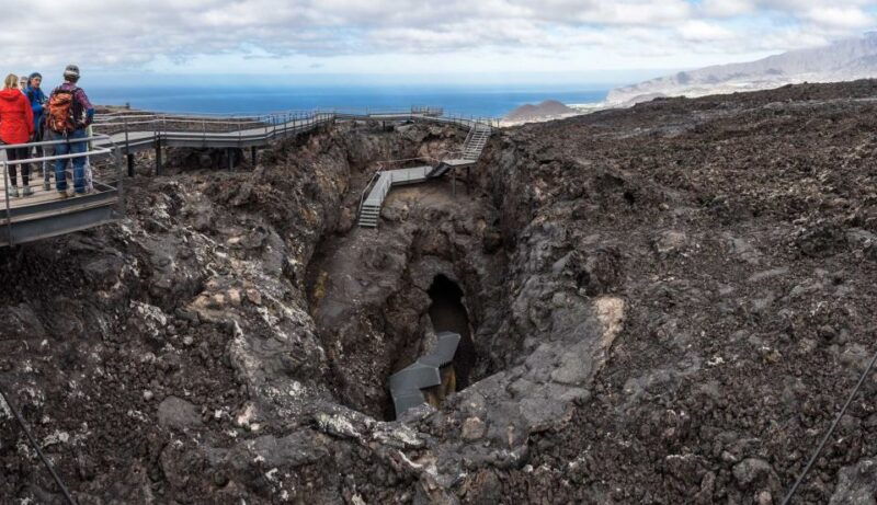 la-palma-cave-of-the-doves-volcanic-tube