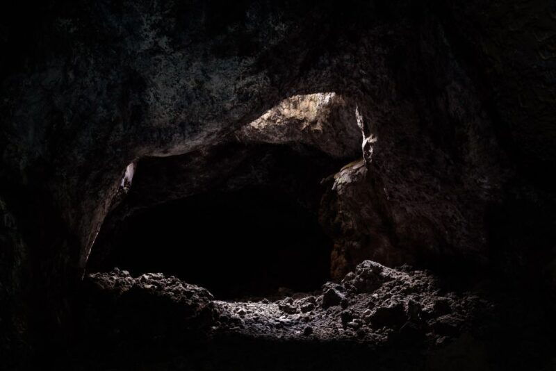 la-palma-cave-of-the-doves-volcanic-tube