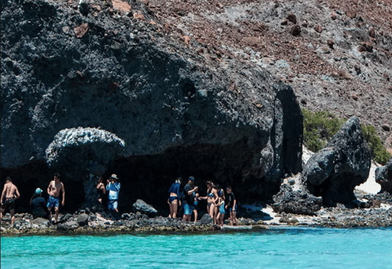 La Paz: Boat ride to Espiritu Santo island and sloop - Key Points