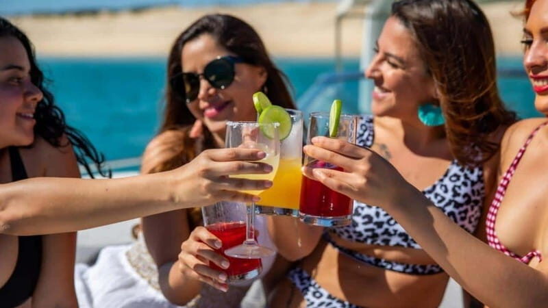 La Paz: Day Cruise & Snorkelling (w/sea lions) Food & Drinks - Who Will Love This Tour?