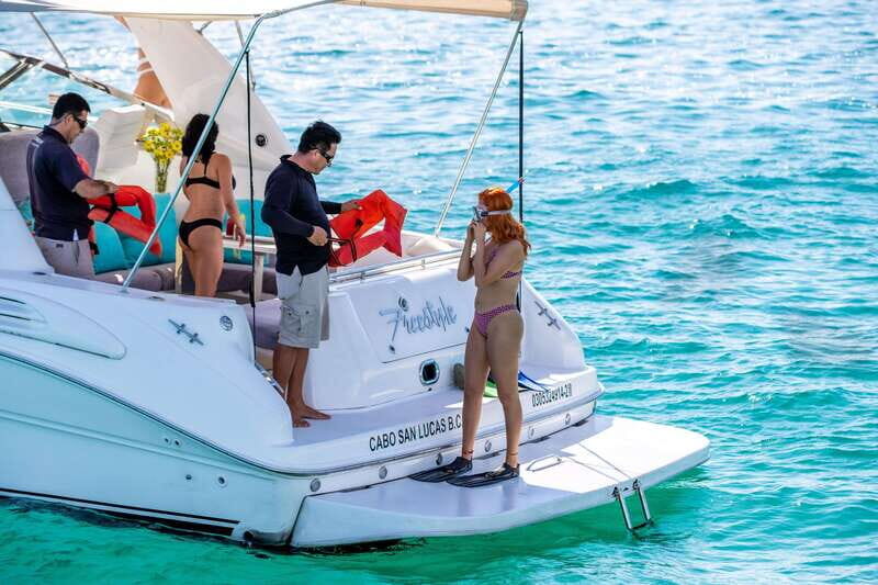 La Paz: Espiritu Santo Island and Balandra Bay Day Cruise - Sunset Cruise & Return to La Paz