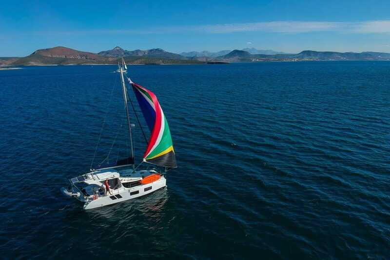 La Paz: Private catamaran to sloop with food and beverages included - Practical Details and Considerations