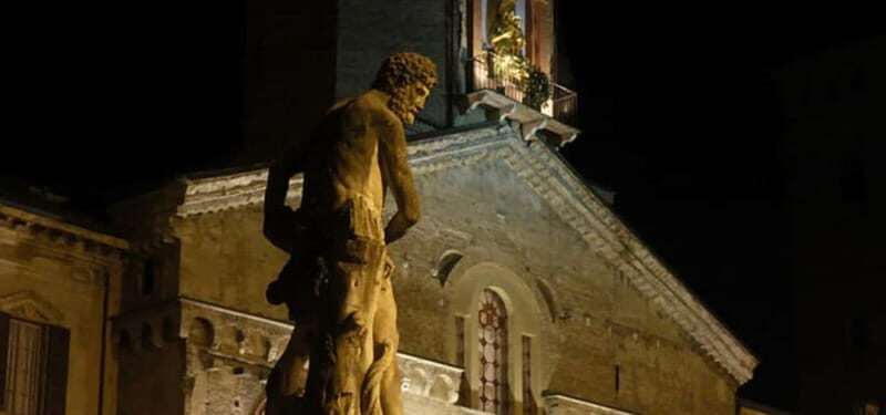 La Reggio Noire: a tour of the crime stories of the past by Night. - The Experience and Practicalities