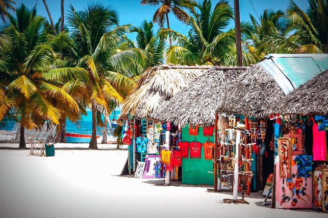 la-romana-saona-crusoe-vip-cruise-guests