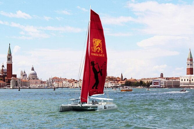 la-serenissima-lagoon-cruise-on-catamaran-with-classical-music
