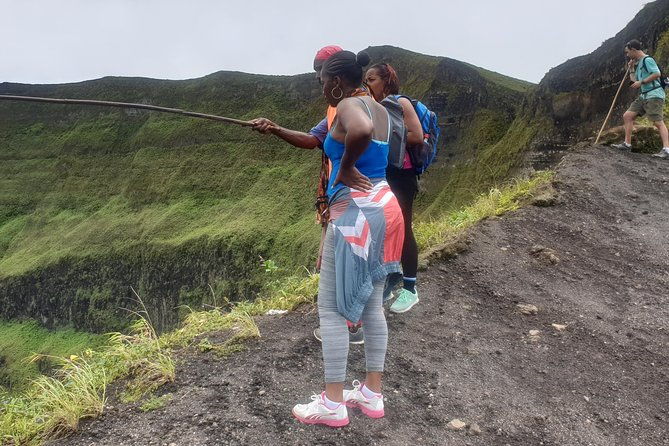 la-soufriere-volcano-hike-with-topdawg-taxi-and-tours