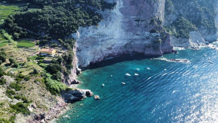la-spezia-5-hour-boat-tour-in-the-magical-gulf-of-poets