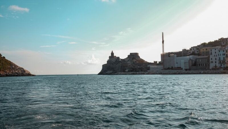 la-spezia-6-hour-boat-trip-with-swim-diving-stops